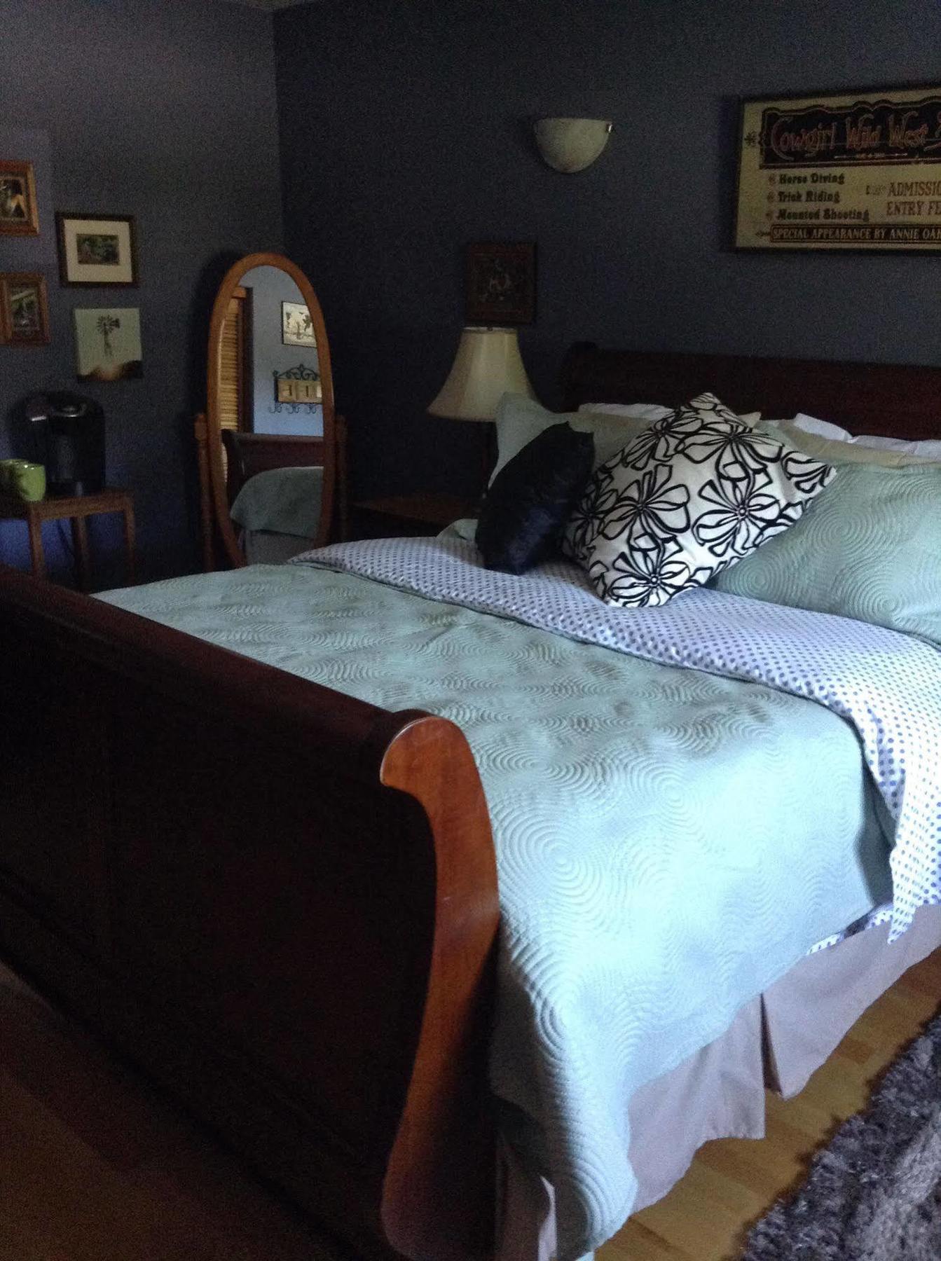 Money Pennies Bed And Breakfast Campbell River Ngoại thất bức ảnh